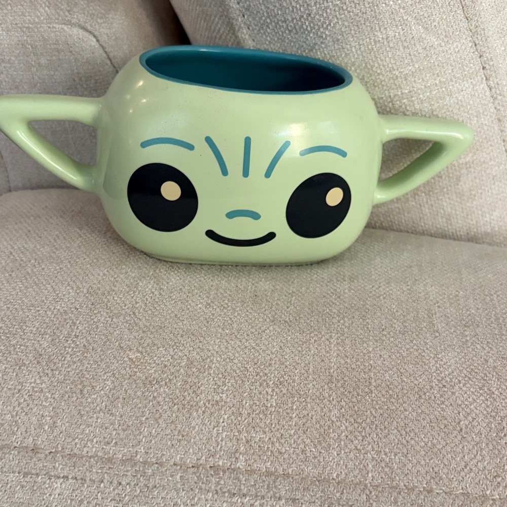 Star Wars Green and Black Mug